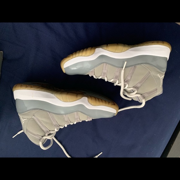 Jordan 11 Cool Grey 11 High - Picture 2 of 10